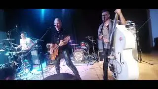 QUAKES - Shock 