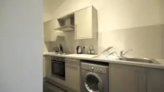 Grant Property - Buy To Let Property Investment UK - 18 1/2 Meadowpark Street Glasgow G31 2RX