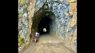 Africa Twin - Tuneles de Karkaterra, Peru (completo)