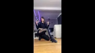 NUNCHAKU GIRL