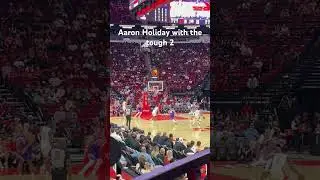 Aaron Holiday with the tough 2 #houston #nba #rockets #basketball #aaronholiday