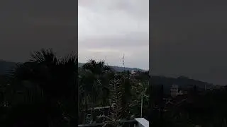 Liat langit Merah Gunung Ungaran#fypシ゚viral #nature #sunset #puncak #mountains