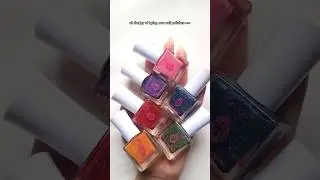 These holographic nail polishes are too cute not to try 😍💅🏻