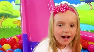 Angelina y Daniel convierten a su t&iacute;a en un beb&eacute; | Divertidas aventuras para ni&ntilde;os