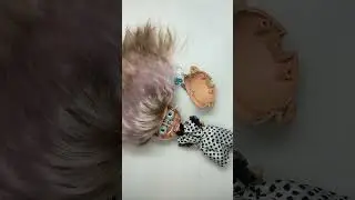 We're changing Blythe's doll's scalp ❤️ 