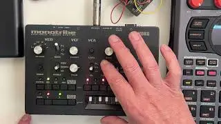 Korg Monotribe + Roland SP-404MKII Beat Jam | Аналоговый синтезаторный грув, живые эффекты и рабо...