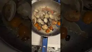 $1/kg Clams but 10/10 Pasta 😎