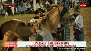 5ta noche del Festival Nacional de Jineteada y Folclore de Diamante - Jineteada Categoría Bastos