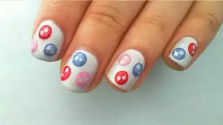 Button Nail Art