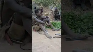 wait for lunch time#hadzabetribe #wildlife #africantribe #culturalheritage #bushlife #africa🇹🇿🏹