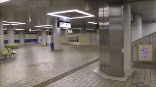 お化け屋敷のような寒気！半分がもはや廃墟、いや遺跡化した東成田駅！
