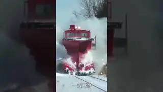 Attention, only see the soil-pushing machine.   #excavators  #snowcleaner