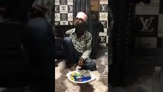somali man took his back all Bollywood movies and songs#somali #bollywood #foryou #india