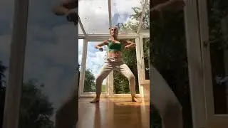 &ldquo;In A Club&rdquo; // Shuffle Dance // Cutting Shapes // UK