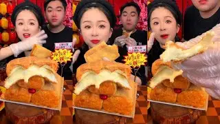 MASSIVE SEAFOOD FEAST! Eating Braised Pork Belly & Spicy Prawns | No Talking ASMR