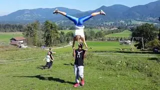 Partnerakrobatik Artistenschule M&uuml;nchen