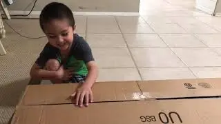 #UNBOXING mommy got a surprise amazon gift for Arri the gamer. See what he got and if he likes it.