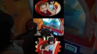 cute baby girl 💞||sisters enjoy game in #funcity #cutebaby #ytshorts #hinariyaz123