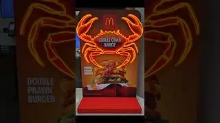[ENG CC] McDonald's x JUMBO Seafood Chilli Crab Sauce Double Prawn Burger Feast | SG60 Singapore