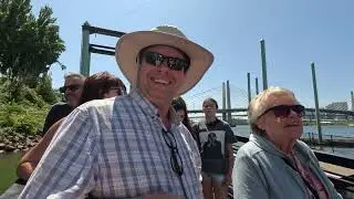 Portland Oregon City Tour by Jet Boat Ride at OMSI