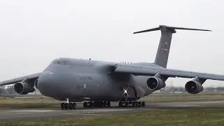 C-5B Galaxy(87-0043) RW18↑@横田基地 2016/04/10