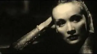 Marlene Dietrich - Falling in Love Again