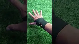 wrist splint or brace, protects and stabilizes an injured or sore wrist #wristsplint #braze