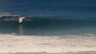 Kelly Slater's 1st Pipeline wave at 2023 Pipeline Masters