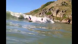 Deficiente f&iacute;sico surfando