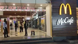 Aaj Gye Patna ka Gravity Mall. V Mart me Shopping 🛍️. @PunitRajput47 