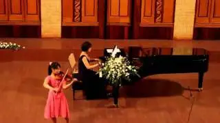 Do Phuong Nhi, 9 yrs old Vietnamese Soloist