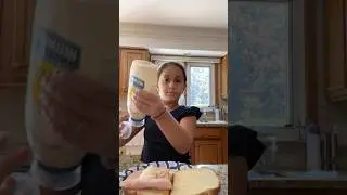 Making a lunch meat sandwich ￼
