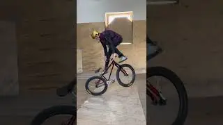 Покатал, поприкалывался и потренил в парке #mtbbike #bmx #трюковойвелосипед #mtb #mtblove