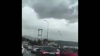Live airplane crash