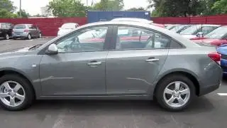 2010 Chevrolet Cruze 1.8 LT Start-Up and Full Vehicle Tour