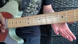 Quick Lick! Ferocious Finger-Tapping String-Skipping Pentatonic Madness