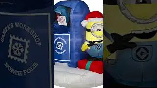 #minions KFR Minion With Mailbox 📫 Inflatable #despicableme With Ohter Minion Stuck