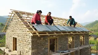 Huyen and De Build a Home for De’s Mother After Years of Separation