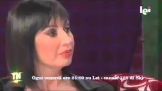Sgarbi: assolutamente lecito stare con una diciassettenne (25/02/2011)