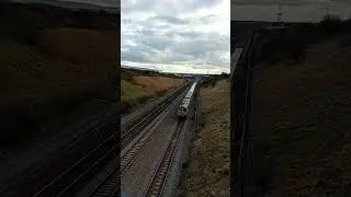 Class 66 pulling 2 Class 466's