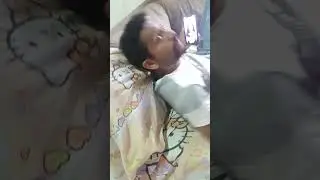 pai suspeita de sua filha t&aacute; ficando biruta