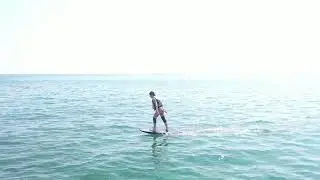Learning to eFoil in Toronto | Two Girls Ride Electric Hydrofoil Boards in Oakville #offwaterefoil
