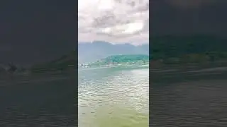 Dal Lake View | Raining ☔️ time Dal Lake Scenic View | Kashmir famous dal Lake | Kashmir Paradise🏔️