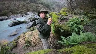 S1E22: On The Trail Of Bigfoot | Willow Creek CA
