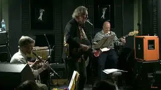 Паттерсон и Шестаков - Next Stop Alaska (Саймон Паттерсон) | Песни и стихи