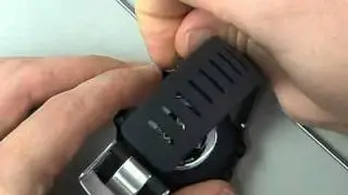 Suunto Core - How to attach a strap