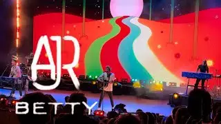 AJR &ndash; &ldquo;Betty&rdquo; (Live at Shoreline Amphitheatre | July 20, 2025) 4K