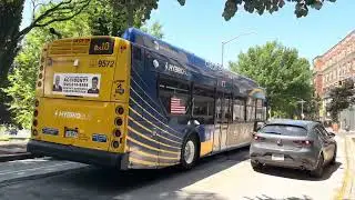 MTA NYC Bus: Riverdale bound New Flyer XDE40  9572 on the Bx10 at Mosholu Pky/Van Cortlandt Av E
