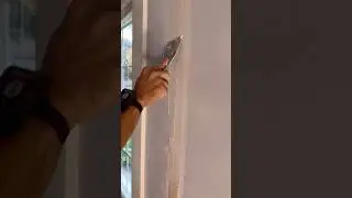 How to repair a cracked drywall seam. #remodel #construction #contractor #diy #carpenter #tools