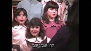 Pequeños Cantores de la Schola y Cantoría Juvenil